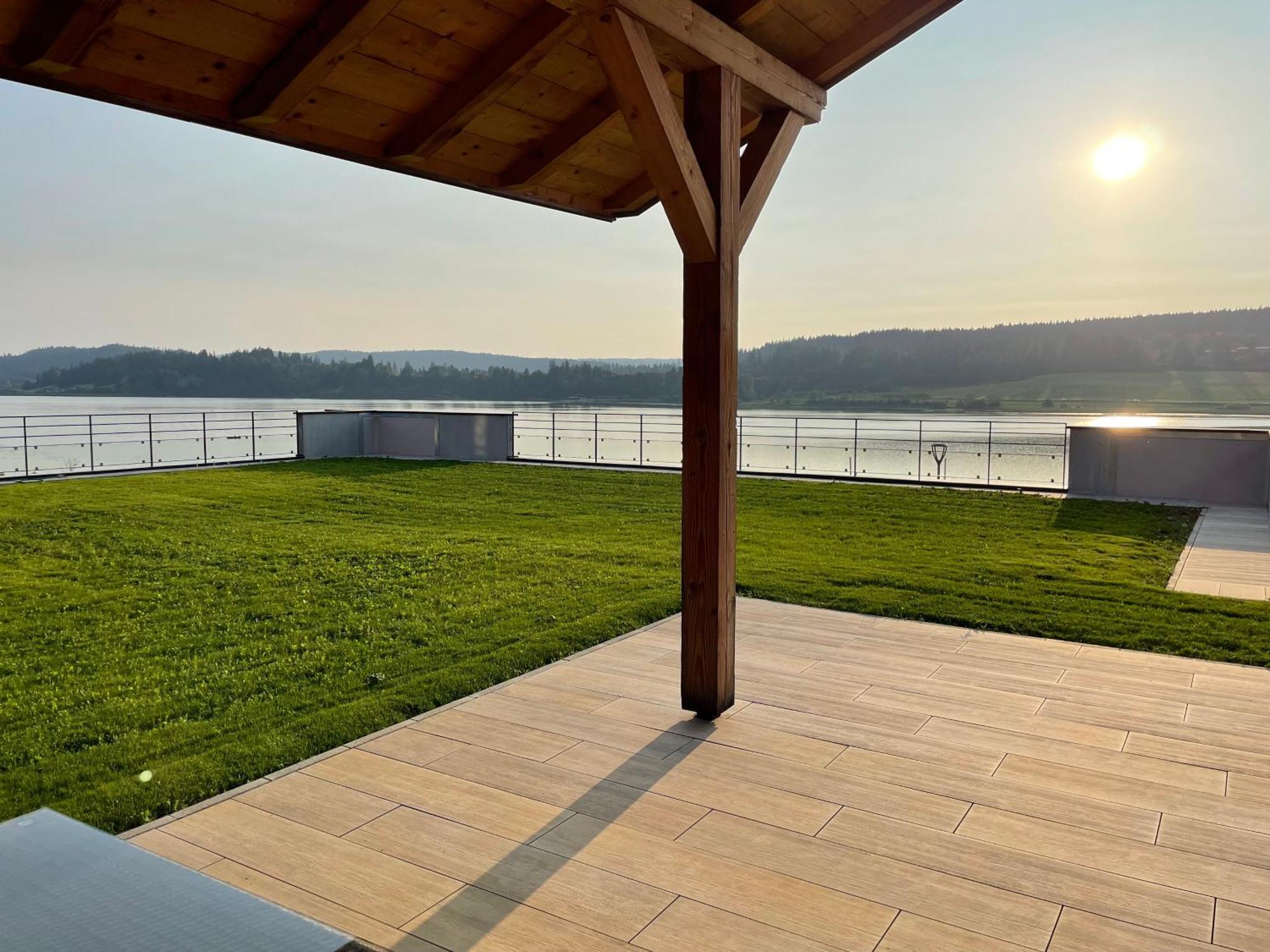 מלבויסון Chalets Coeur Du Lac מראה חיצוני תמונה